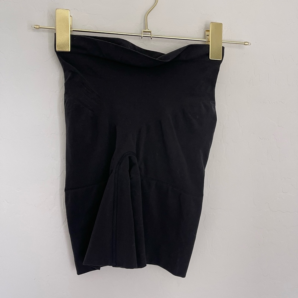 SPANX Black High-Waist Shaping Short